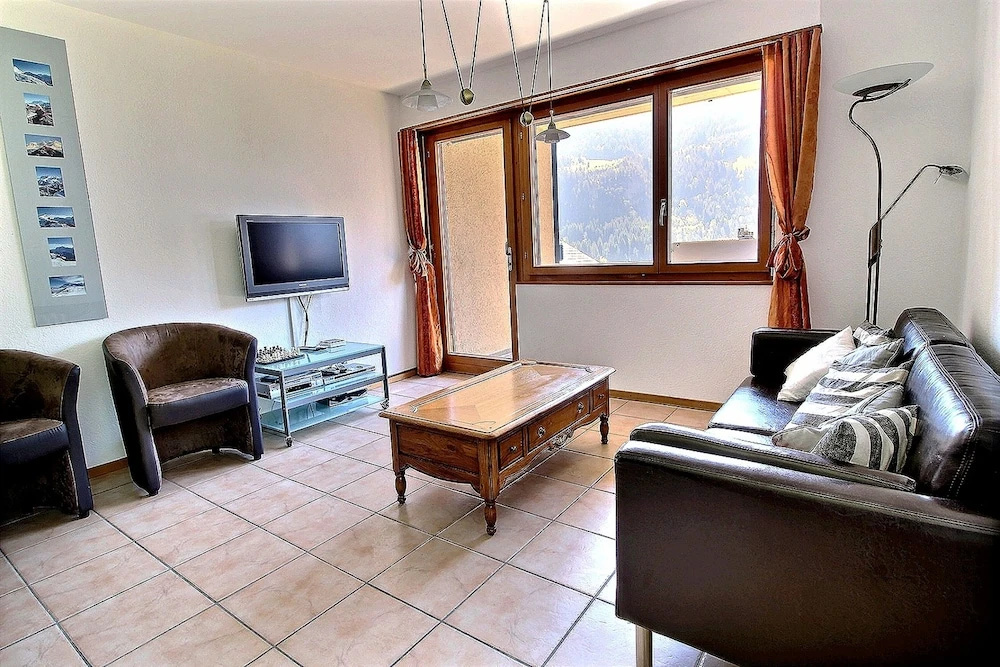 Communailles 34 - Nice Apartment of 4.5 Rooms in the Heart of the Village