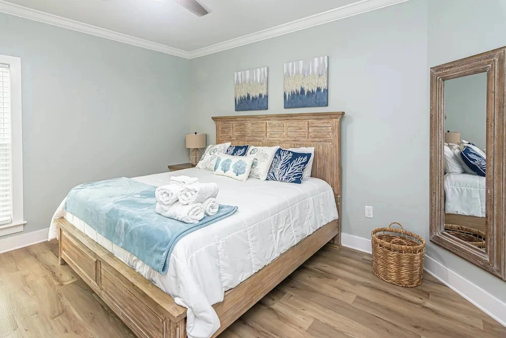 5002 Rookery 3 Sea La Vie