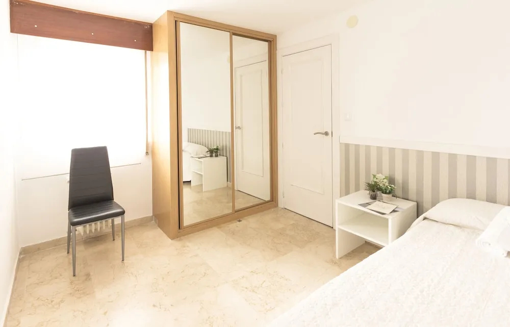 SurTrip Apartamentos - San Anton