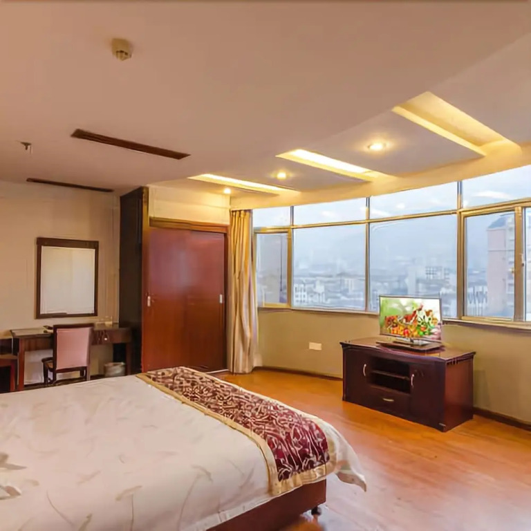 Hongdi Hotel (Ningde North Bus Station)