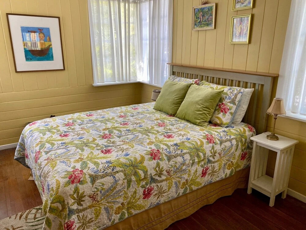 110 31st St 2 Bedroom Cottage by RedAwning