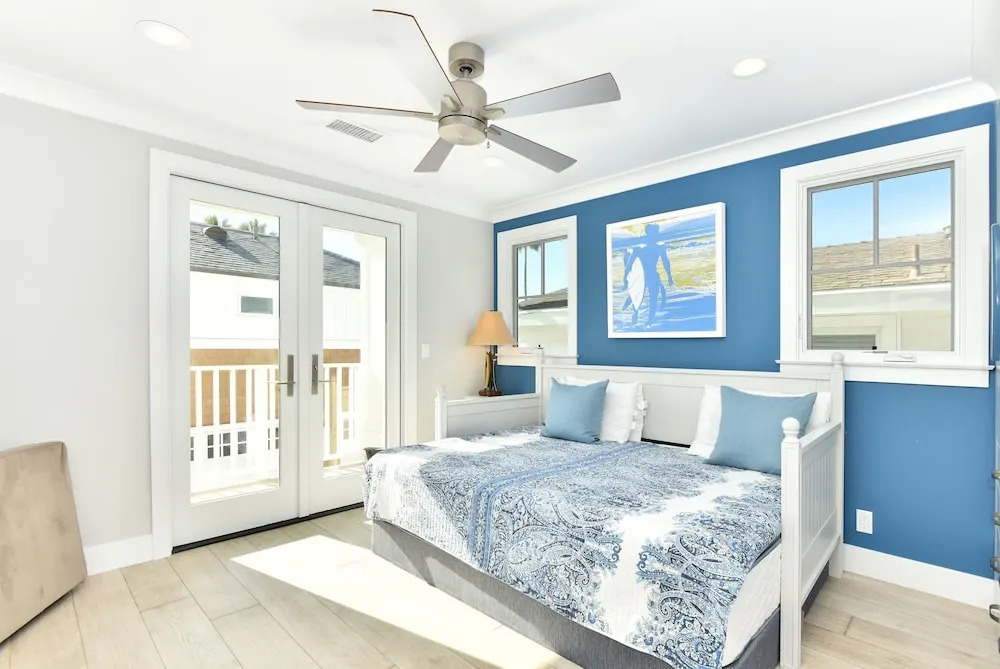 1505 E Ocean 4 Bedroom Home