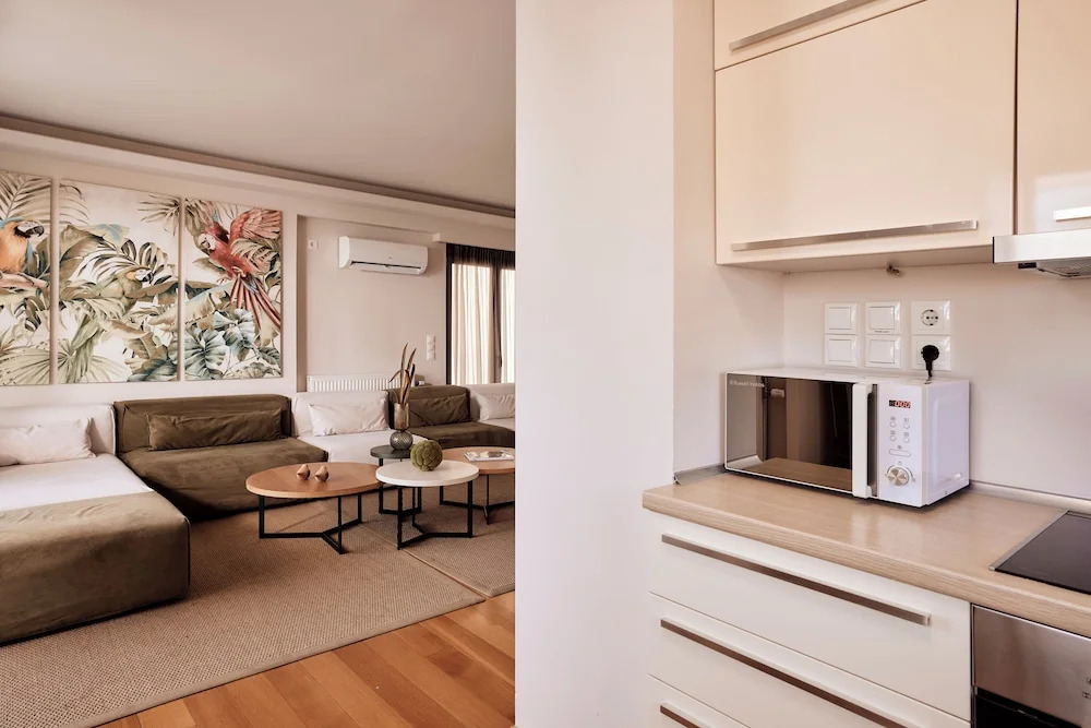 Crystal Green Signature Condos