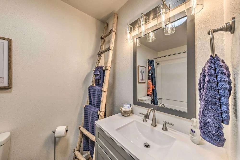 Ruidoso House w/ Beautiful Indoor & Outdoor Space!