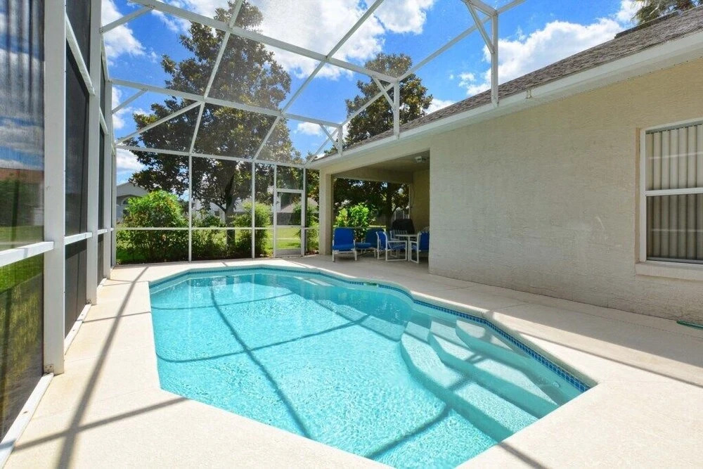 Esprit-3 Bedrooms House w/pool-4100ES 3 Home by RedAwning