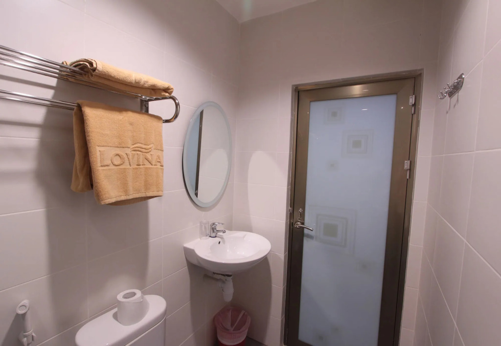 Lovina Inn Hotel Batam