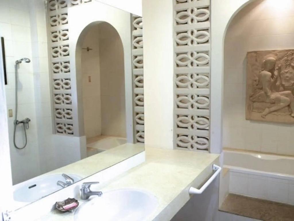 Pink House Guest House Lamai - Pool & Sea View
