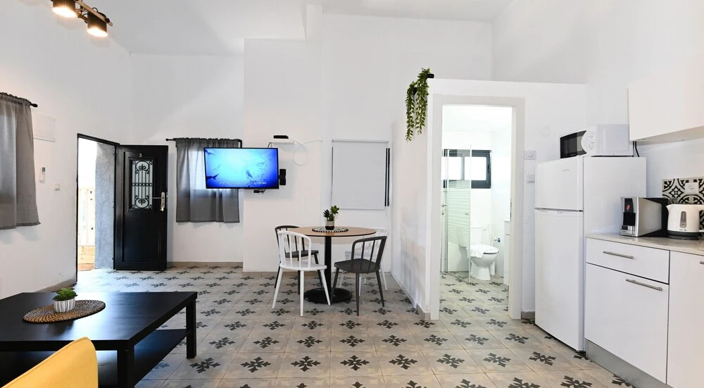 Bazelet Apartments
