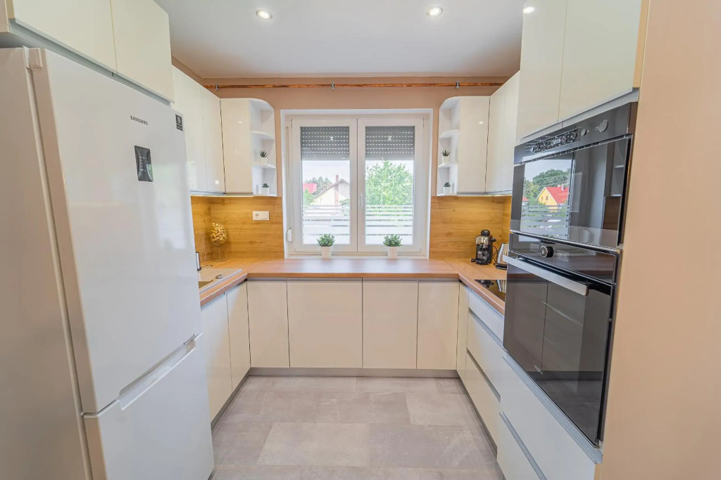 Idevár-Lak Apartman
