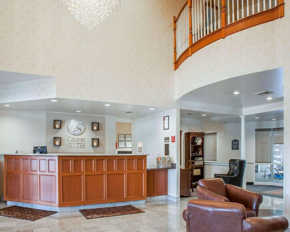 Comfort Suites West Warwick - Providence