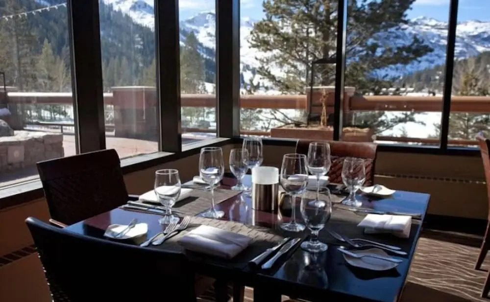 Resort at Squaw Creek Penthouse 810