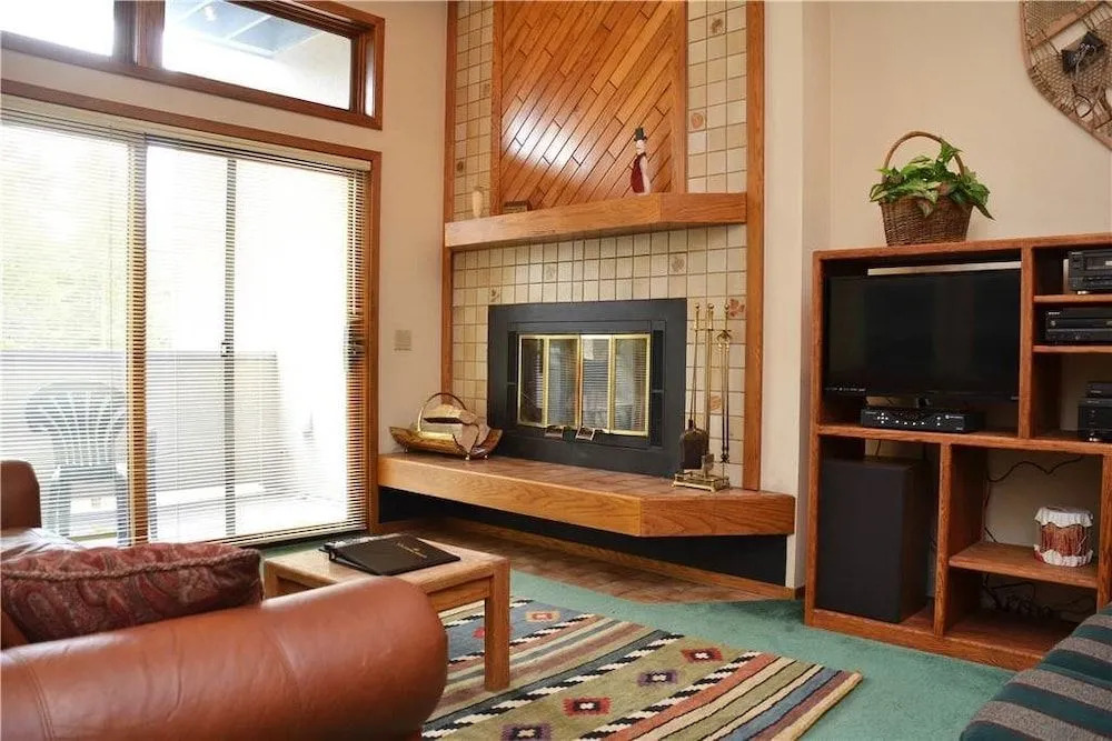 Chimney Ridge Townhomes Unit 517 by RedAwning