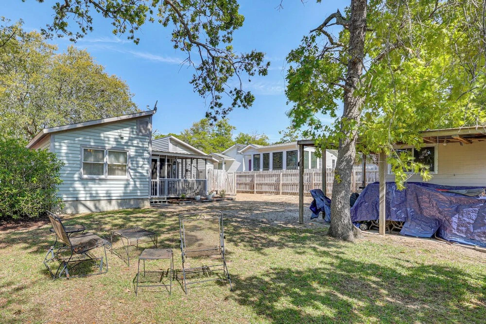 Oak Island Home w/ Fenced Yard, Walk to Long Beach