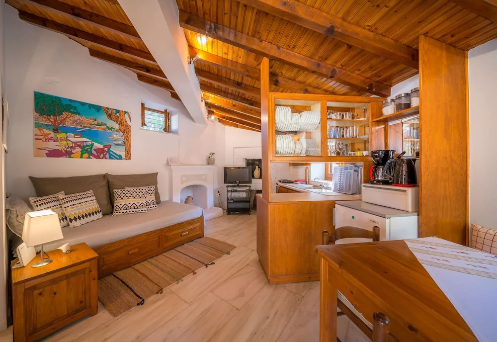 Fairytale House - Aghia Marina, Aegina Island