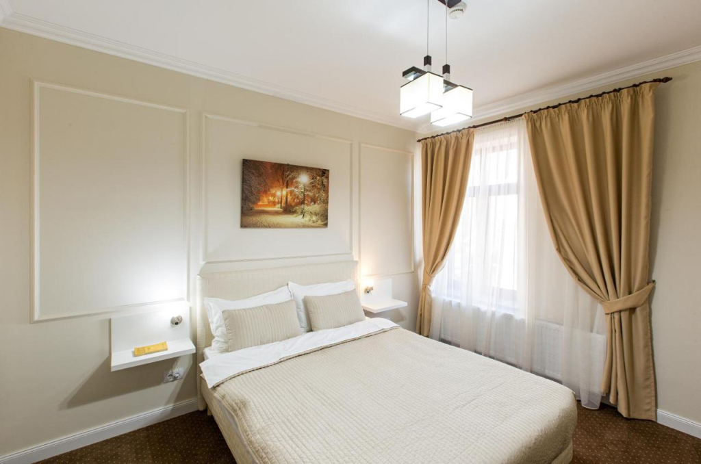 Prestige Hotel