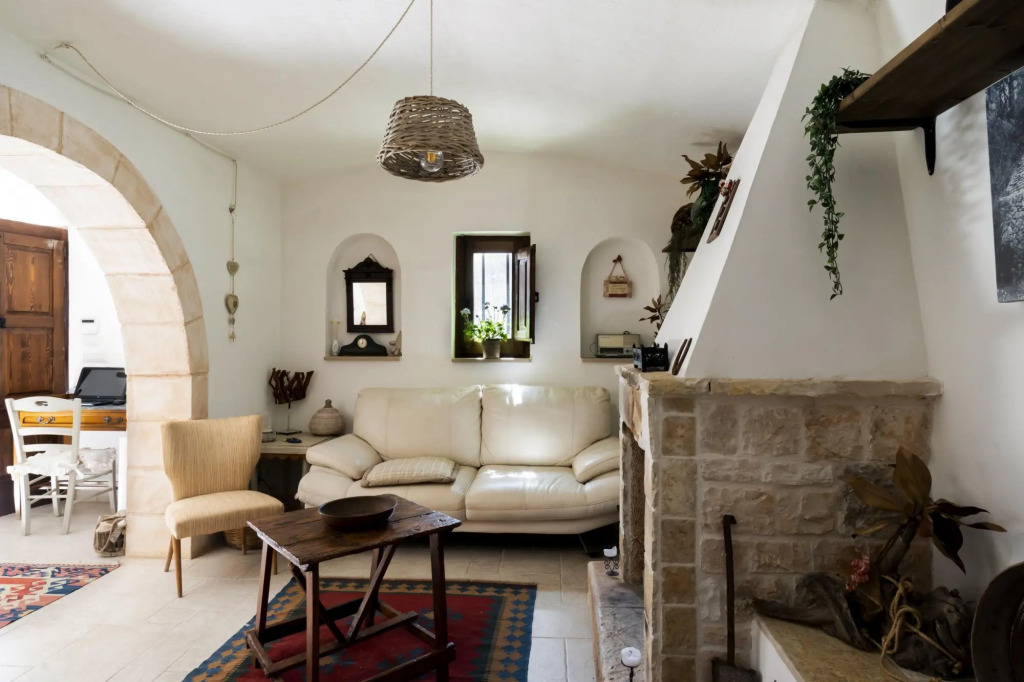 Trullo Fragno by Wonderful Italy