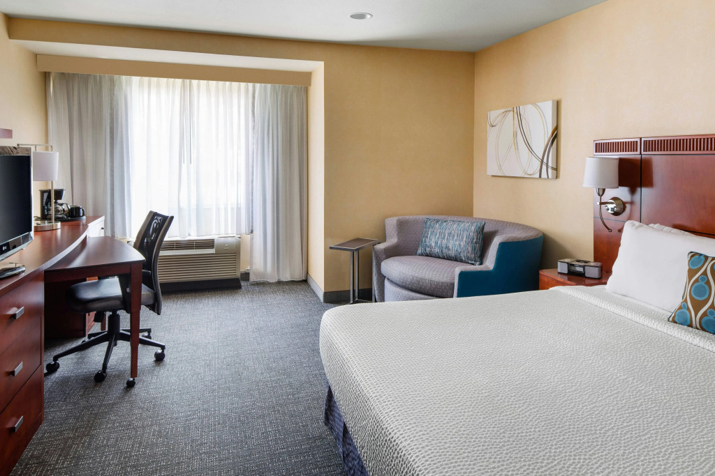 Courtyard by Marriott Sacramento Cal Expo