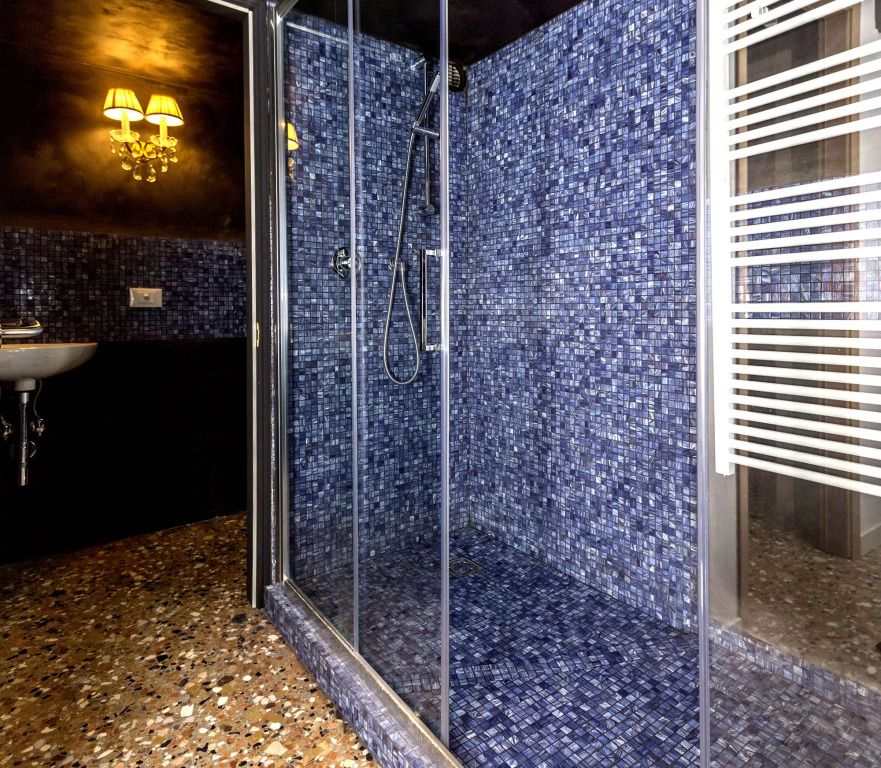 Avogaria 5 Rooms
