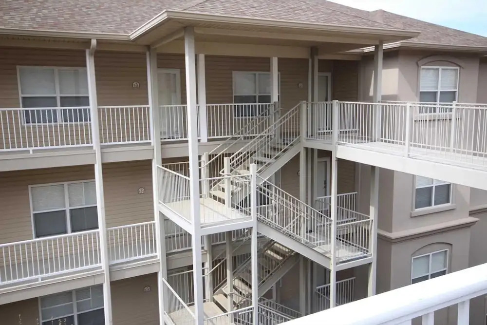Lands End 536 - 3 Br Condo