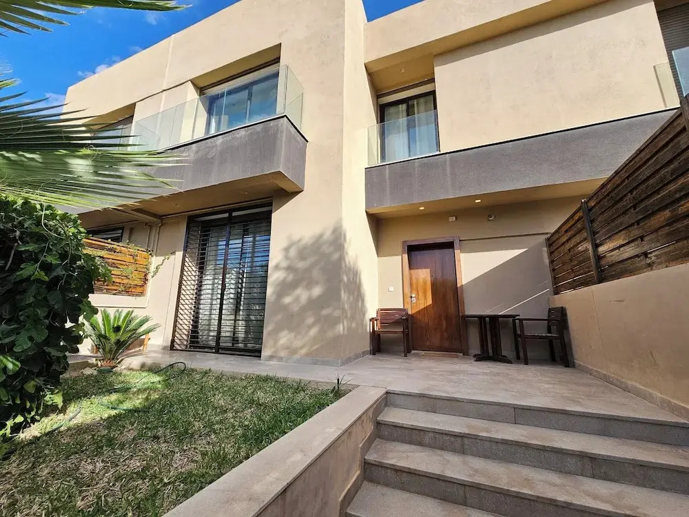 Stylish Luxe House with Garden Marsa