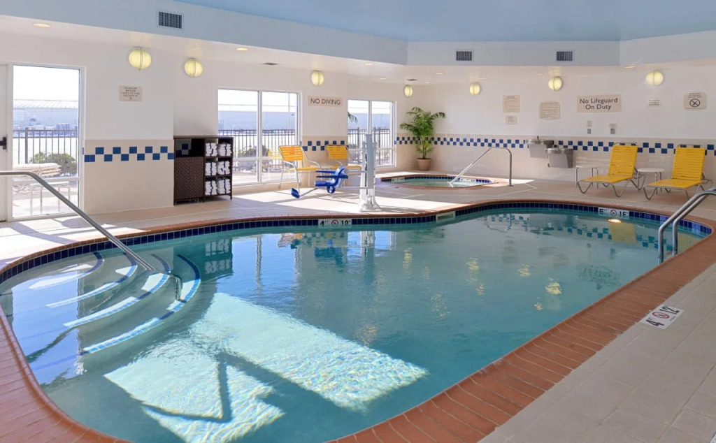 Fairfield Inn & Suites Bloomington