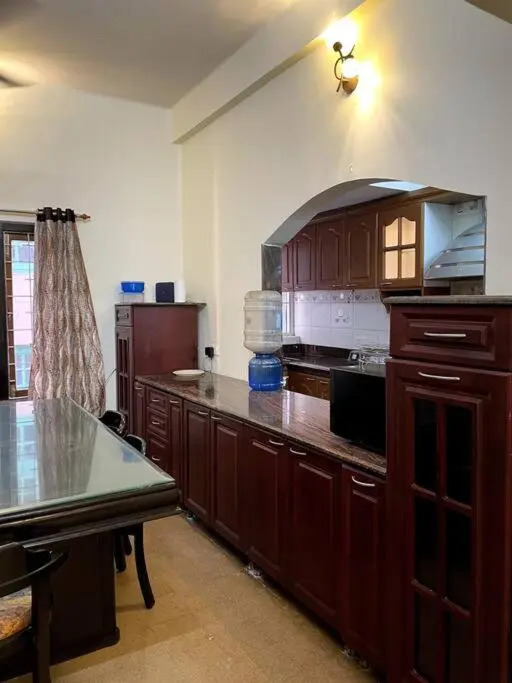 Lovely 4 bedroom condo