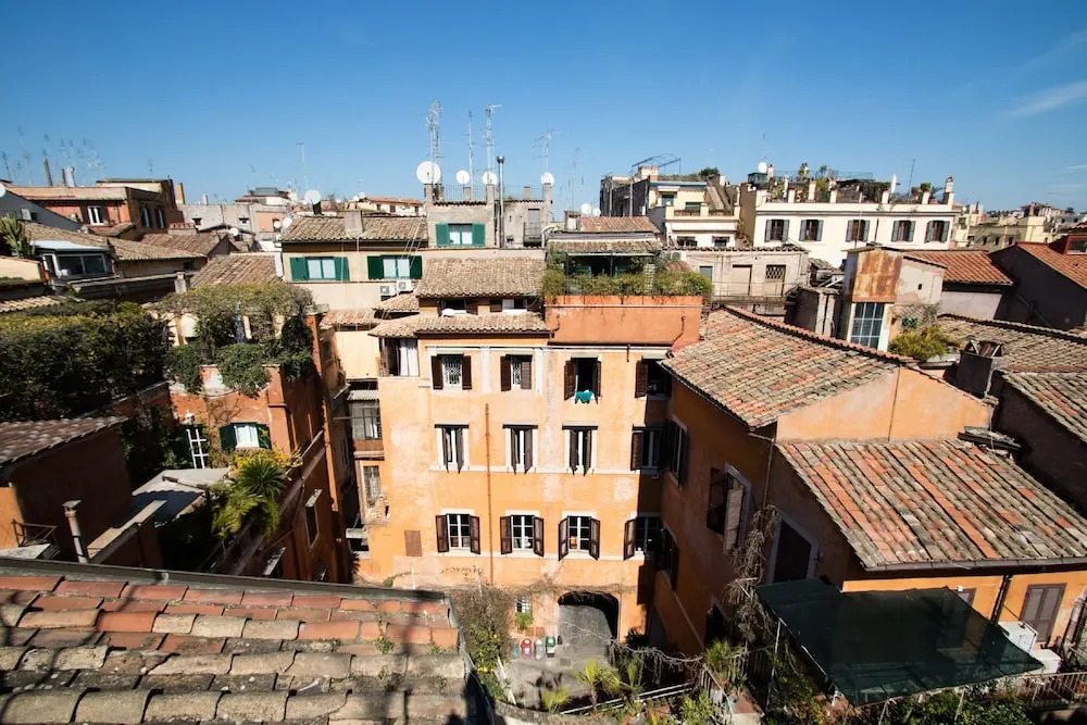 Spagnoli Roof Terrace Navona Sq