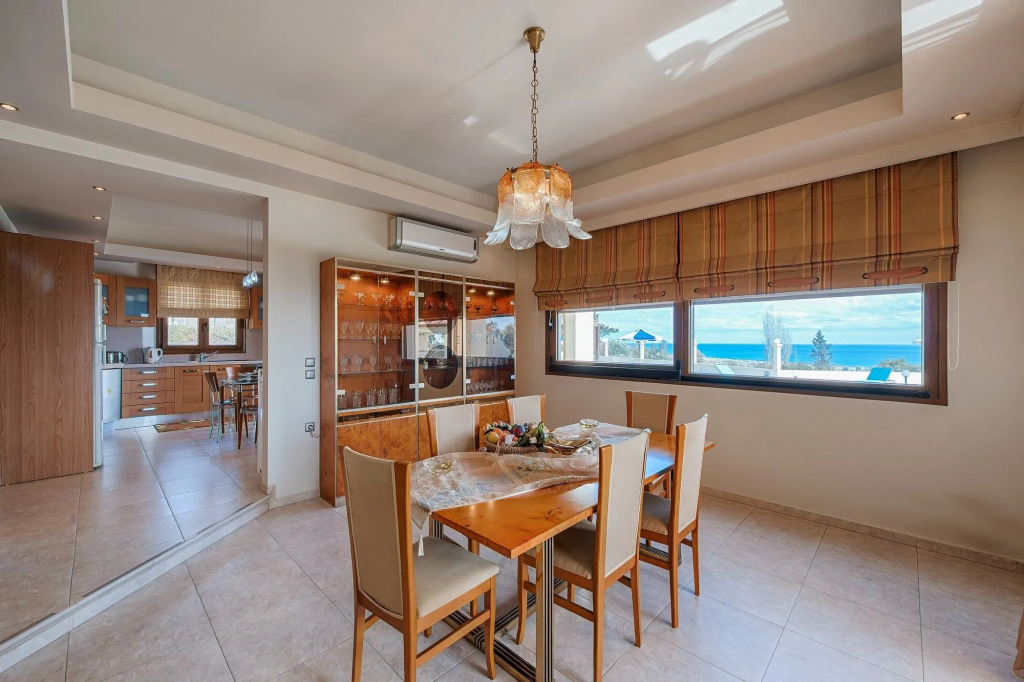 Villa Rose