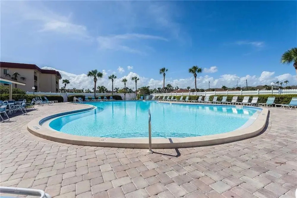 Ocean & Racquet 5213 - Two Bedroom Condo