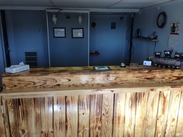 Sportsman Inn and Suites