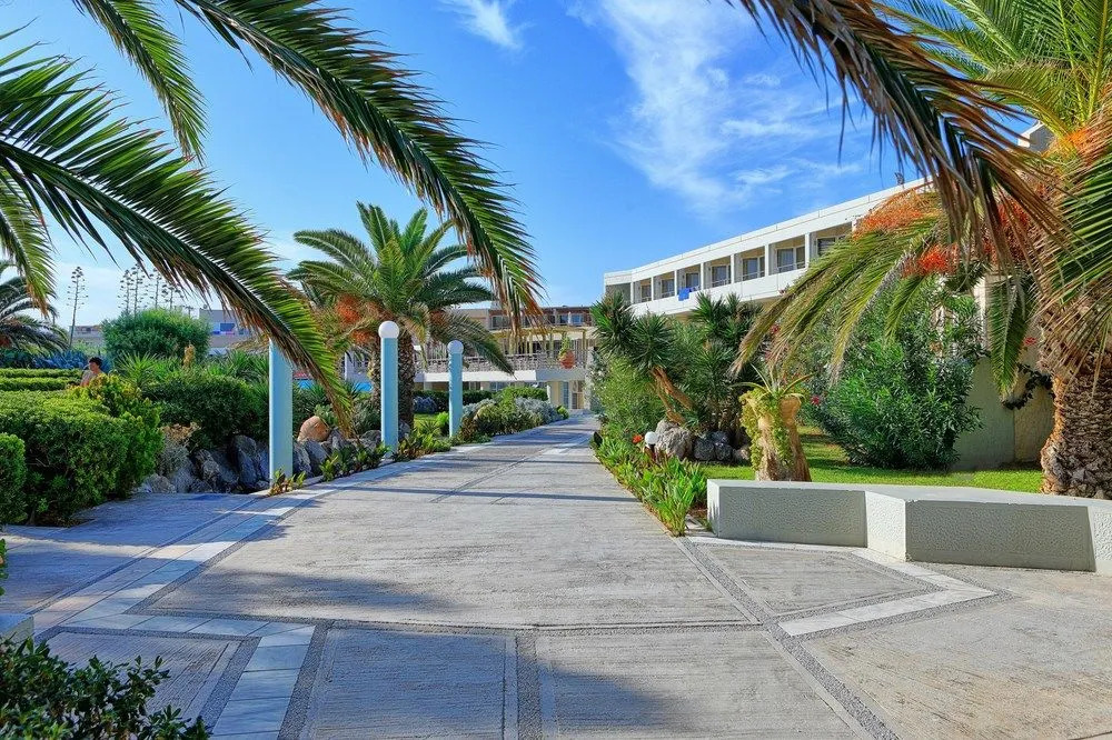 Santa Marina Resort