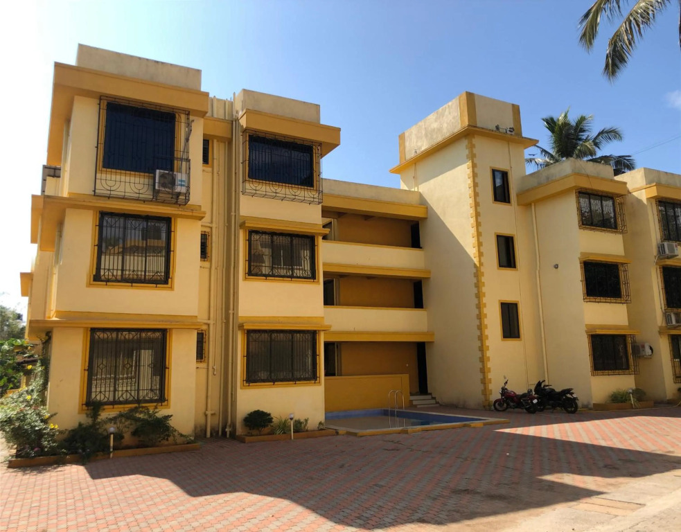 Field stone Apartment