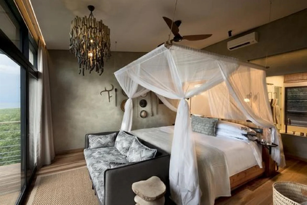 Bumi Hills Safari Lodge