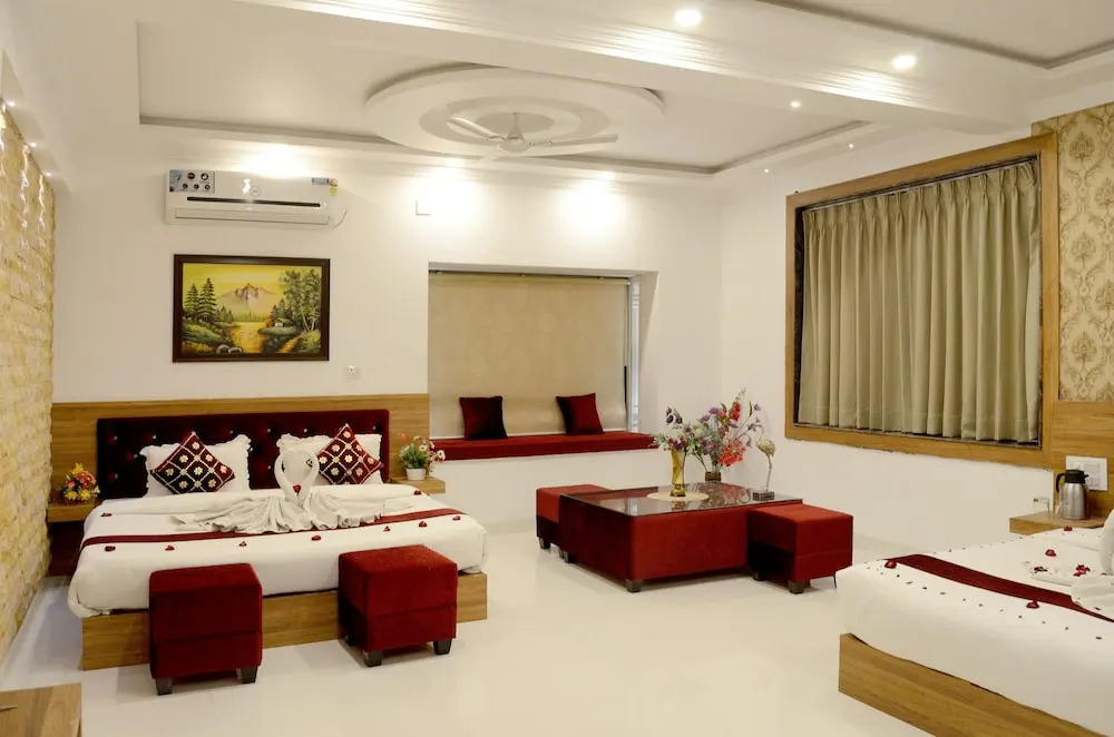 Ambay Villa