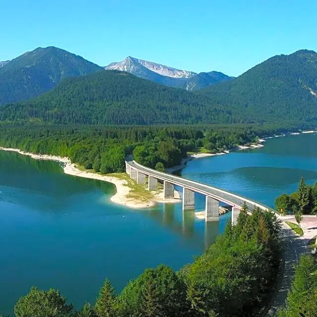 Gasthaus Faller Hof am Sylvensteinsee Bed & Breakfast