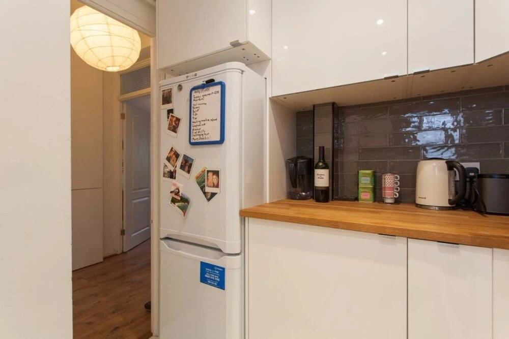 Well Connected Modern East End 1 Bed