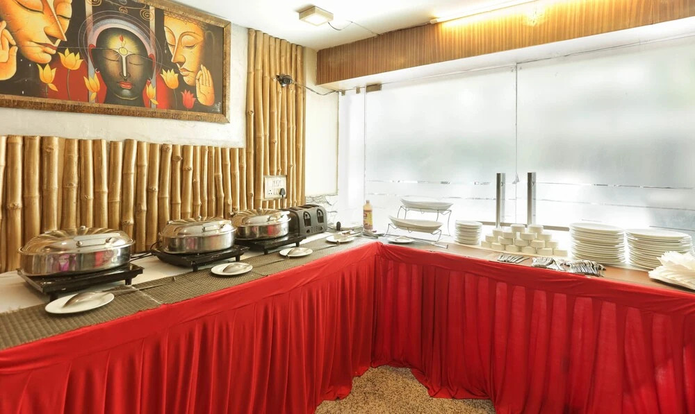 Hotel Balsons International