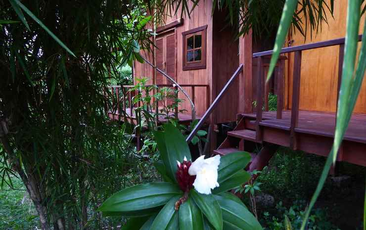 Shibui Garden Bungalows and Restaurant