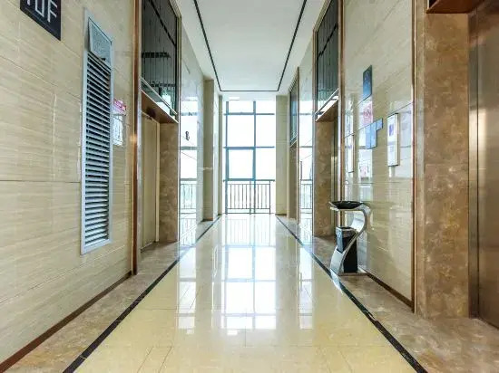 City Express Hotel (Zunyi Poly Future City)