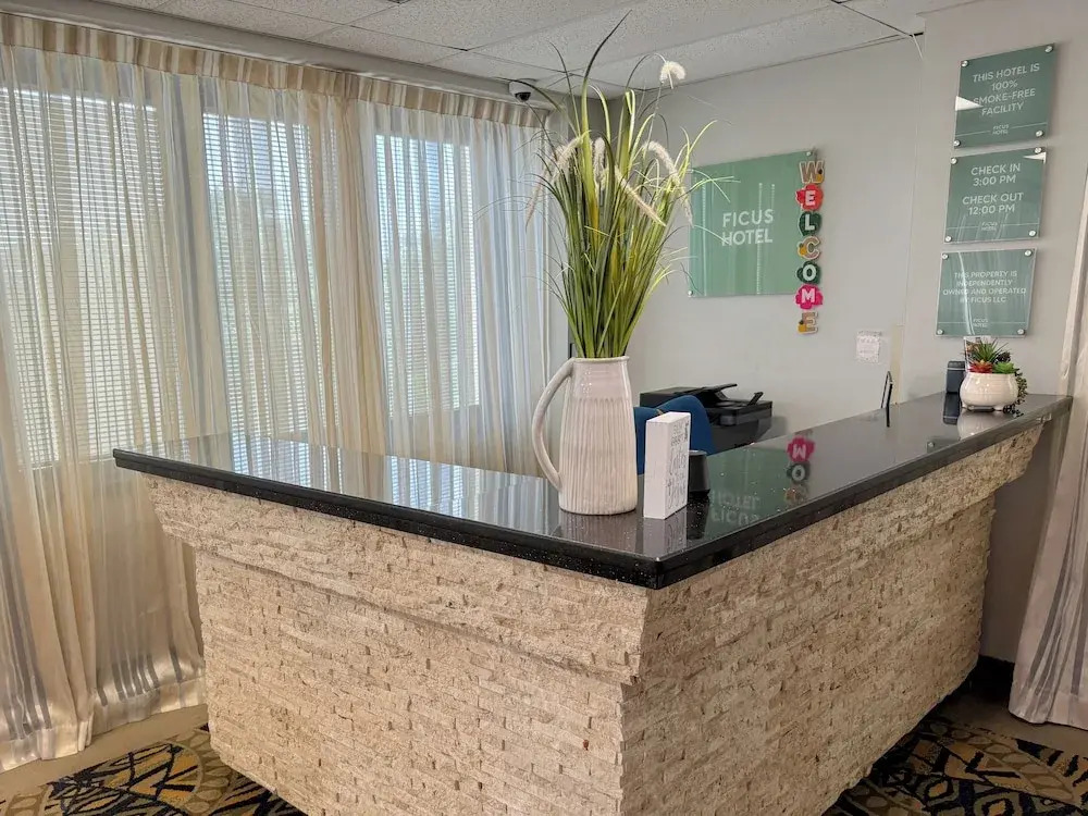 Ficus Hotel