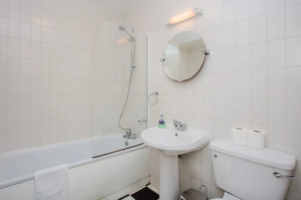 Bright, Modern 2 Bed in Maida Vale