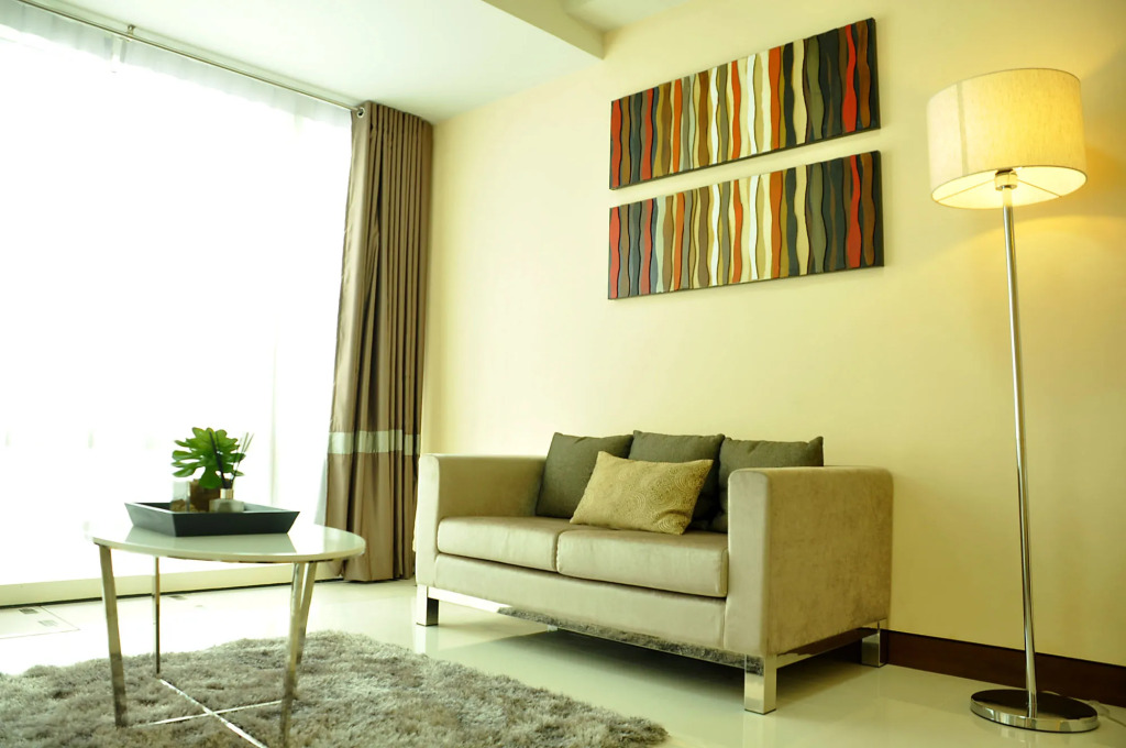 CSuites at Two Central Residences
