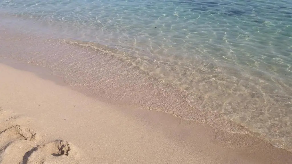 casa gialla mare del salento