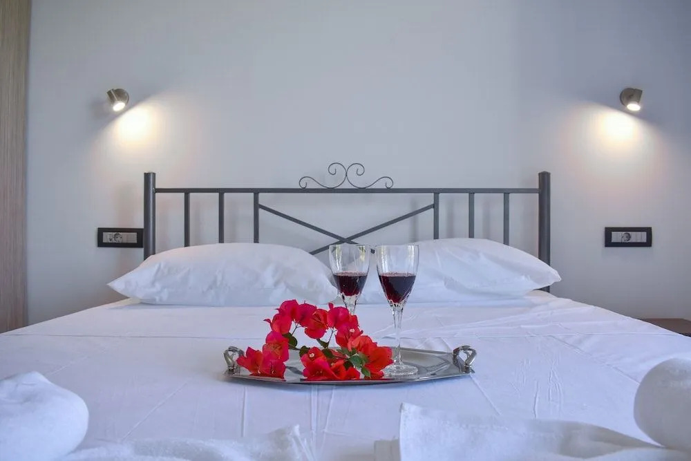 Katsaros Deluxe Apartments