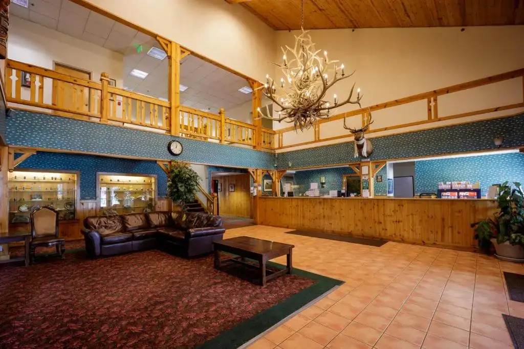 The Summit Inn