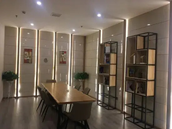 Y-duo  Affordable Luxury Hotel