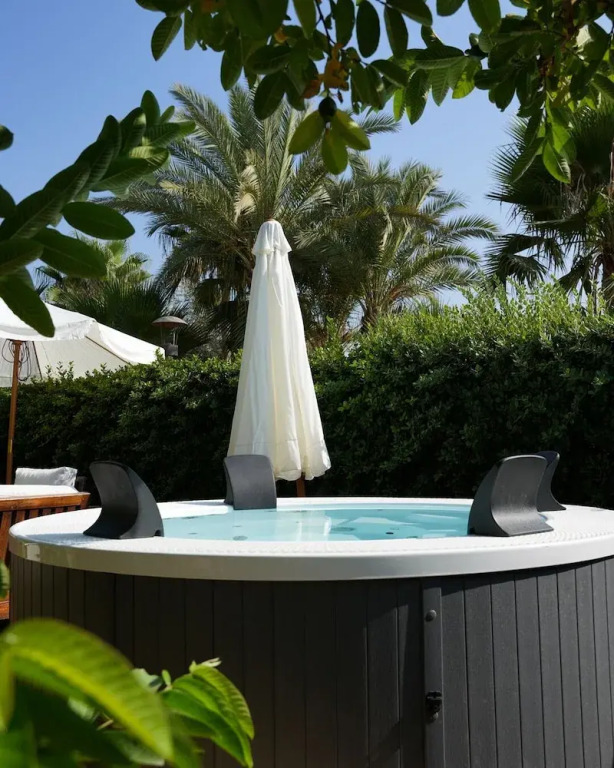 Laguava Resort
