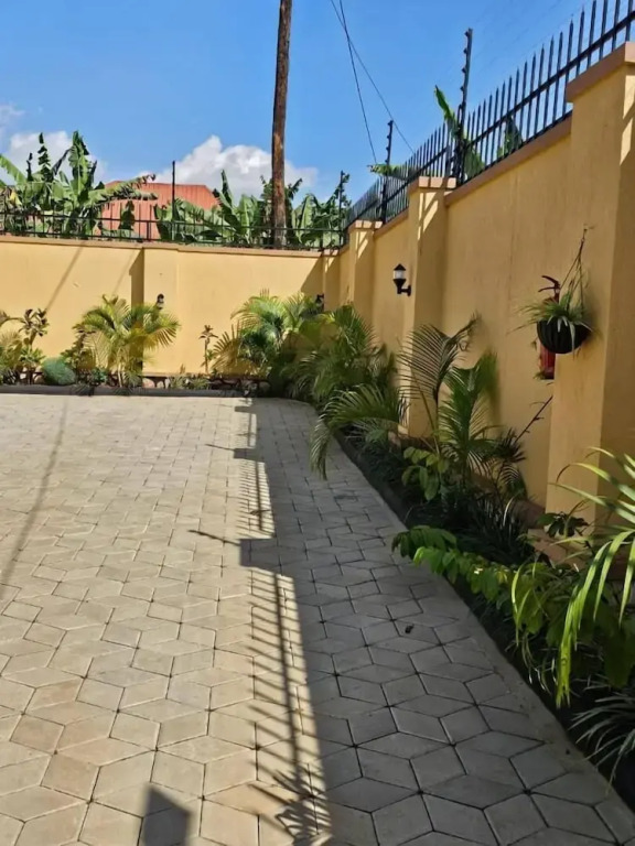 The Residence Ug