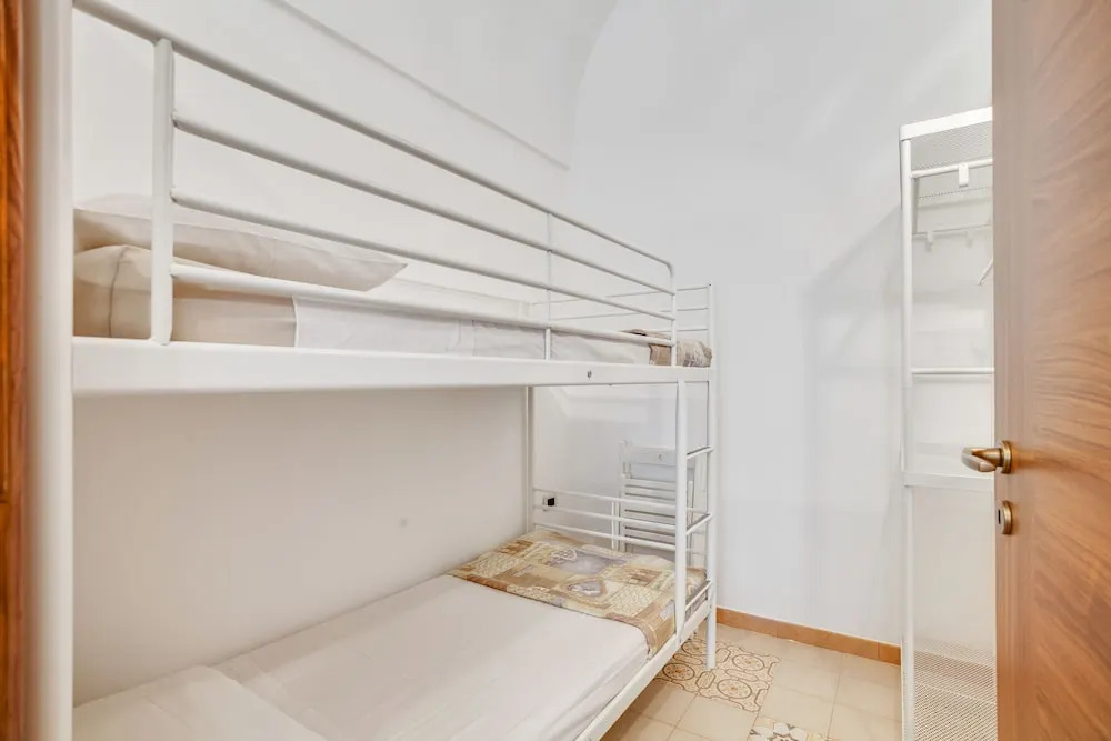 Tiny House 21 Bright Aparment