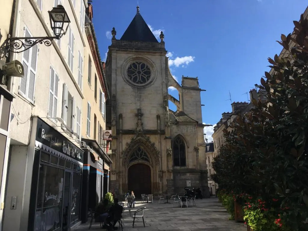 Le Rene Pouteau